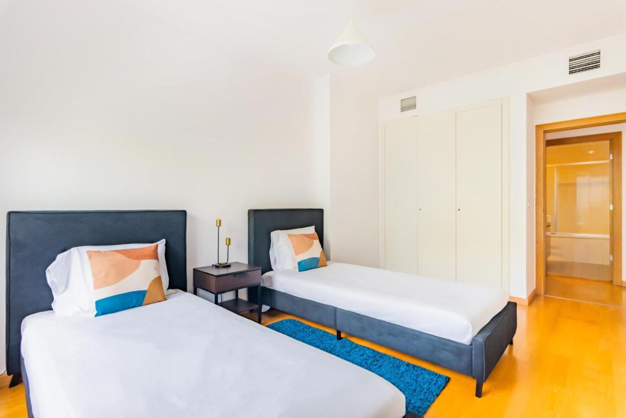 Enjoy Oceanos 96 Apartment Lissabon